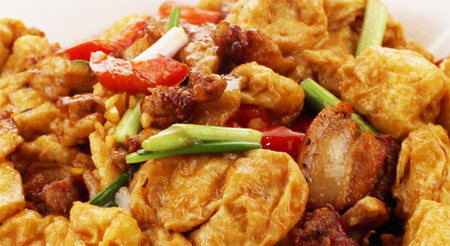 粘口油豆腐  38元/例